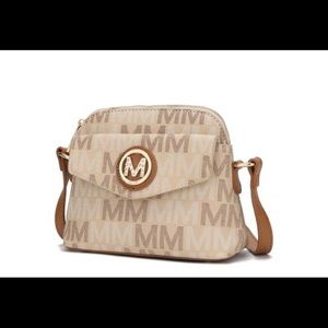 *BRAND NEW* MKF Leena Cream crossbody Purse *BRAND NEW*